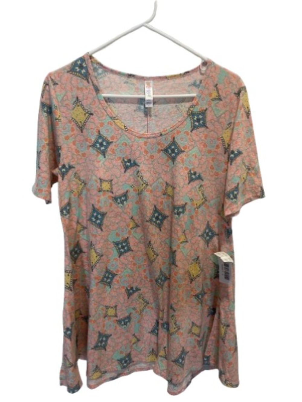 LuLaRoe Perfect T Pink Tunic with Geometric Diamond Print Size S  NWT